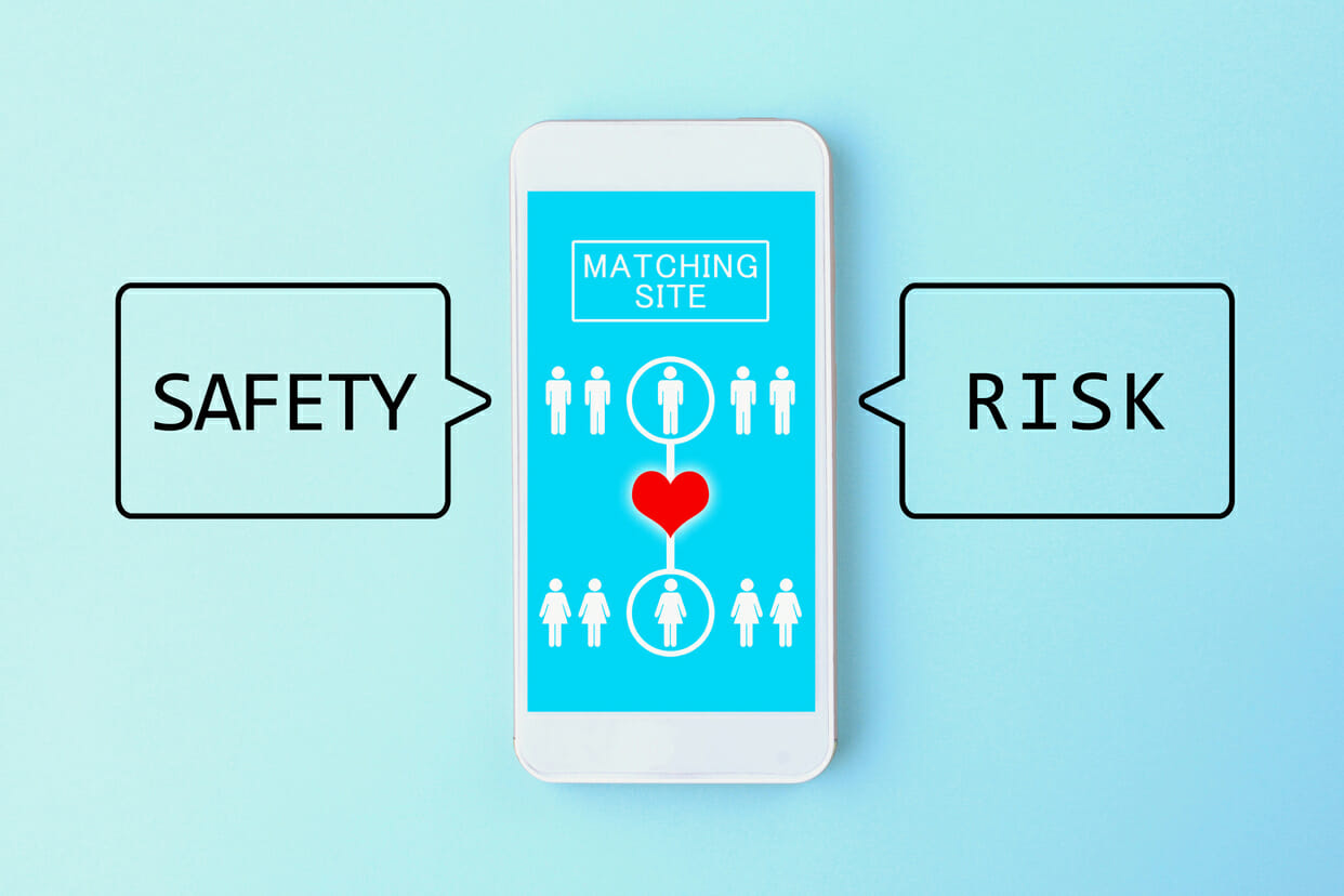 マッチングアプリの安全性とリスクを示す