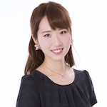 美容研究家|上田 麻里の顔写真